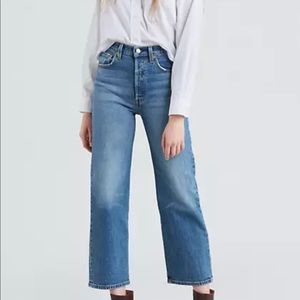 Levi's Ribcage Straight Jeans